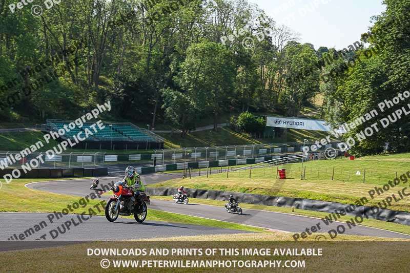 cadwell park;cadwell park photographs;cadwell trackday photographs;enduro digital images;event digital images;eventdigitalimages;peter wileman photography;racing digital images;trackday digital images;trackday photos